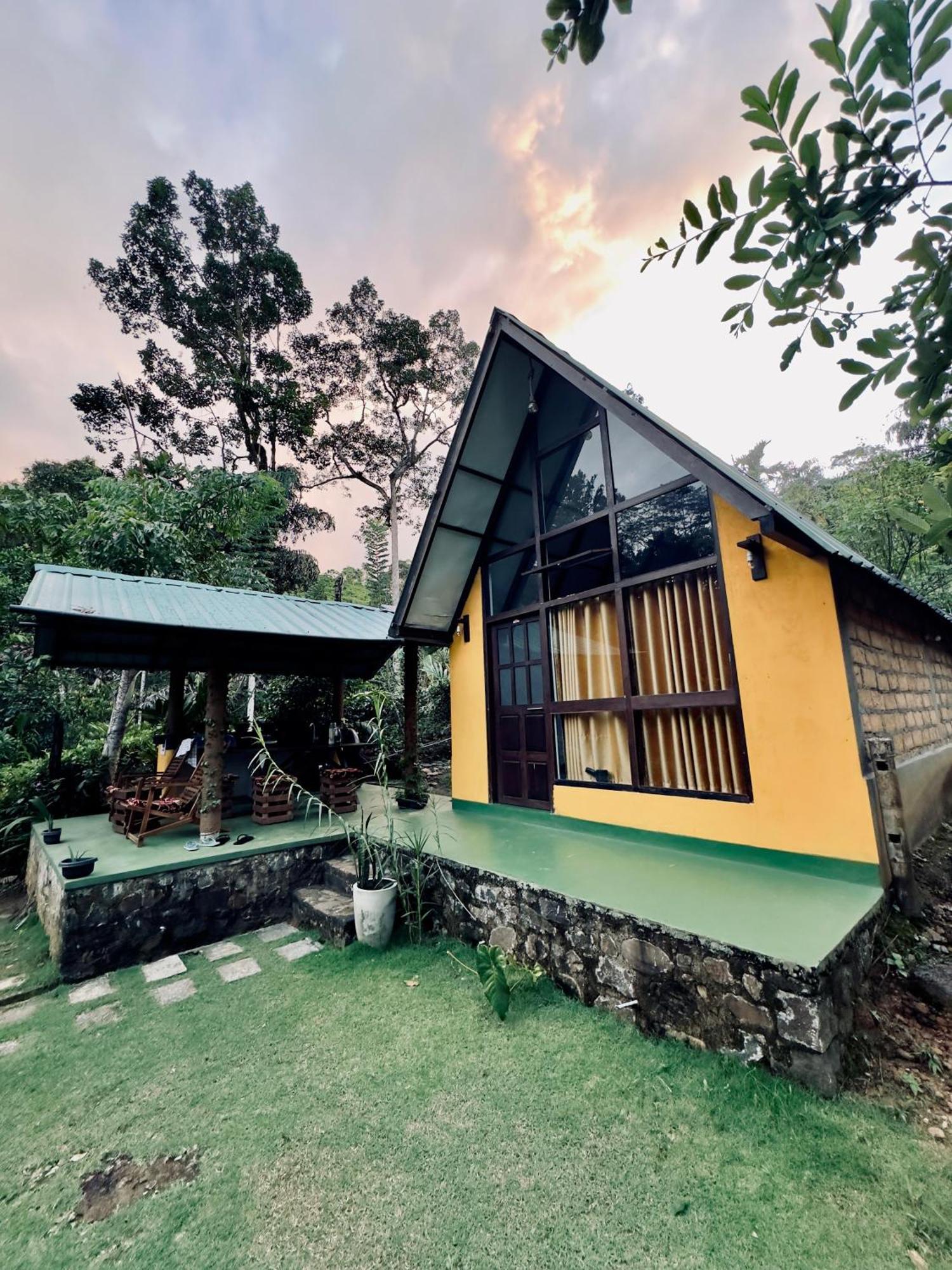 Rainforest Cabin Deniyaya Exterior foto